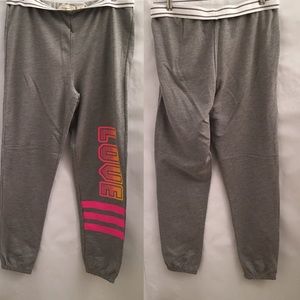 No comment jogging/ lounge pants size XL